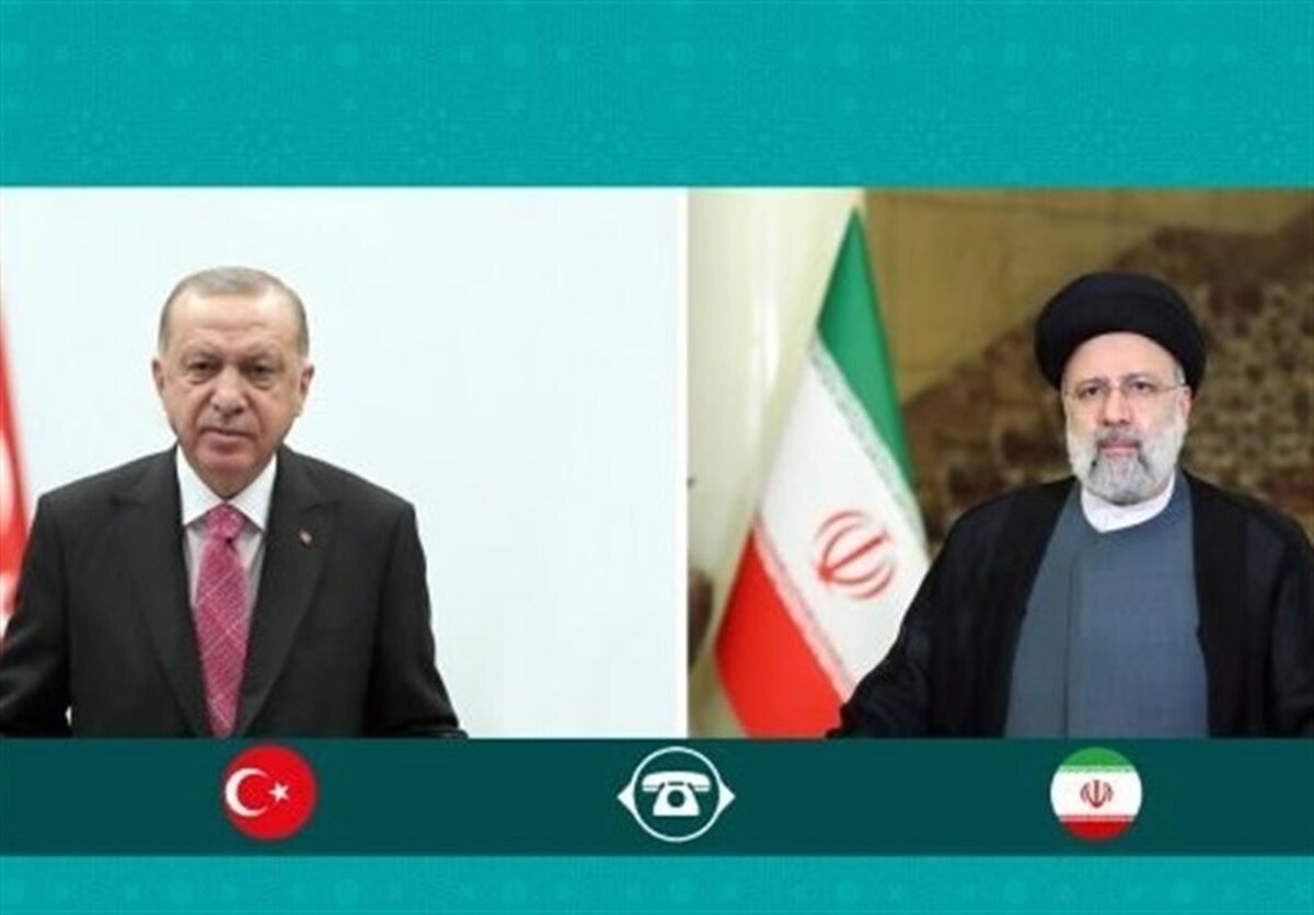 رئیس جمهور گفت: جمهوری اسلامی ایران آماده است برای ارسال کمک‌های مردمی و استفاده از ظرفیت‌های دیپلماتیک در راستای کمک به مردم غزه و توقف جنایات رژیم صهیونیستی با همه کشور‌های جهان همکاری کند.