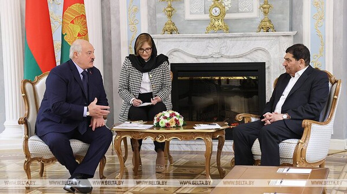 معاون اول رئیس‌جمهور با الکساندر لوکاشنکو رئیس‌جمهور بلاروس دیدار کرد و گزارشی از آخرین وضعیت اجرای توافق نامه جامع همکاری‌های فیمابین ارائه داد