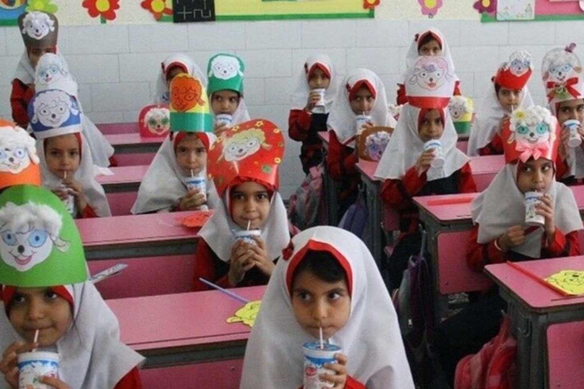 وزارت آموزش و پرورش وعده داده است که در سال تحصیلی جدید، دانش‌آموزان ابتدایی ۲ روز در هفته شیر رایگان دریافت کنند.