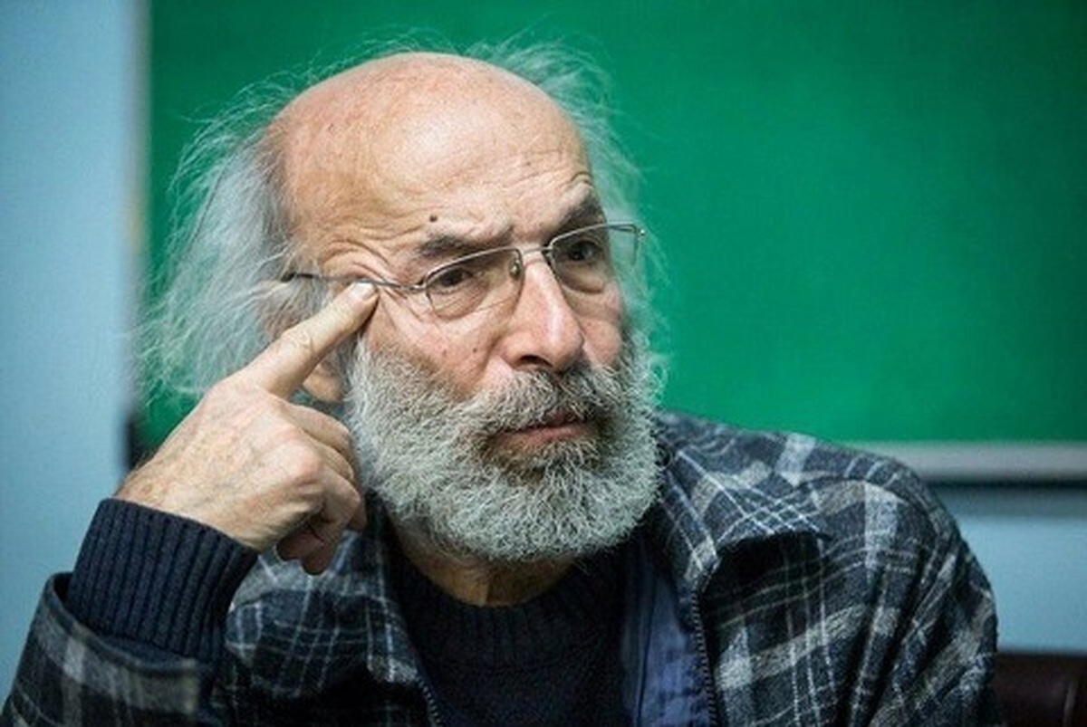 کیانوش عیاری کارگردان سینما در حالی که در مراسم تشییع پیکر داریوش مهرجویی حضور نداشت، یادداشتی برای وی نوشت.