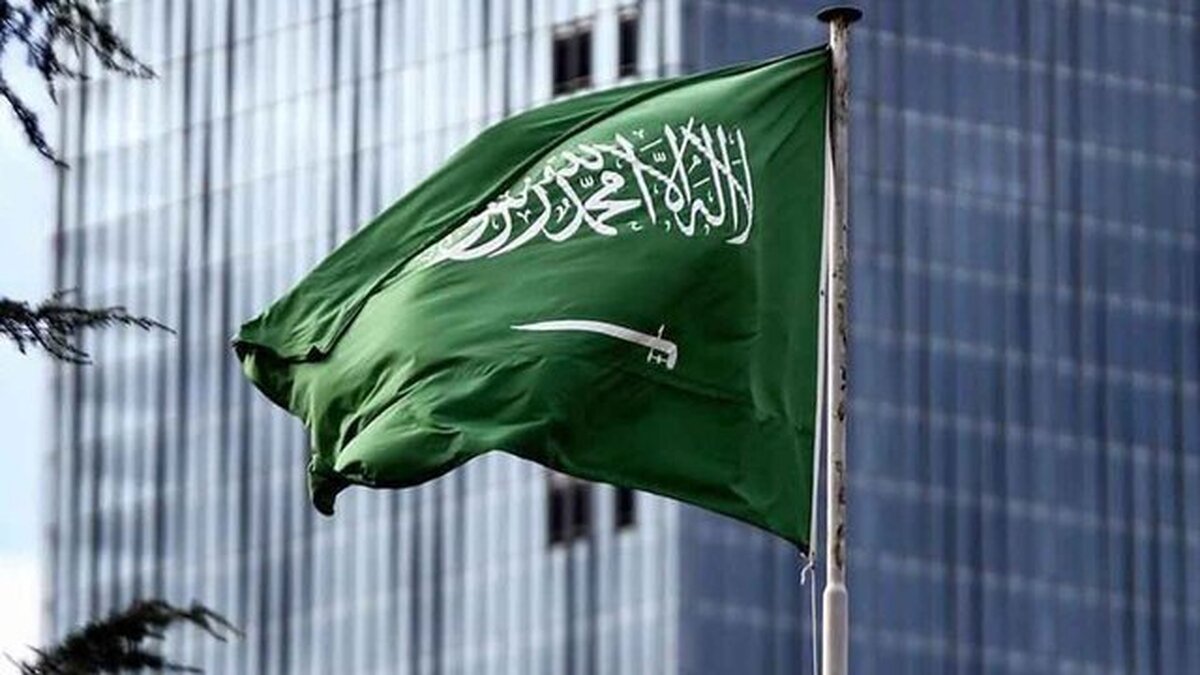 سفارت عربستان در لبنان خواستار خروج فوری تمامی شهروندان خود از لبنان شد.