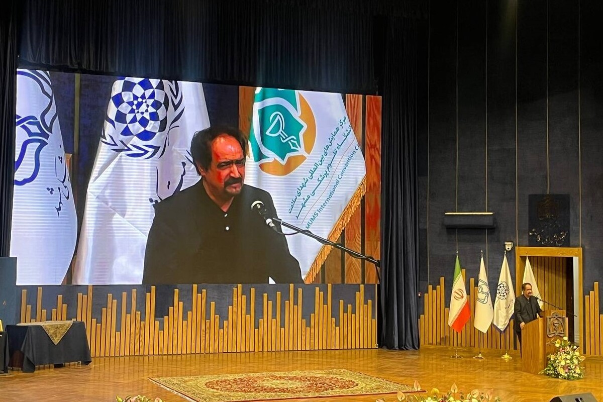 رئیس دانشگاه علوم پزشکی مشهد گفت: ما زمین ۱۳۲ هکتاری در شهرک سلامت داریم، در این زمین دو بیمارستان داریم، اما باید ۱۰ بیمارستان دیگر نیز در آن ساخته شود. باید در این شهر حداقل سه بیمارستان هزار تختخوابی ساخته شود.