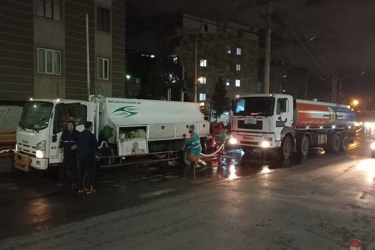 معاون محیط زیست و خدمات شهری شهرداری مشهدمقدس از آمادگی کامل خدمات شهری شهرداری مشهد همزمان با بارش رحمت الهی در شب گذشته خبر داد.