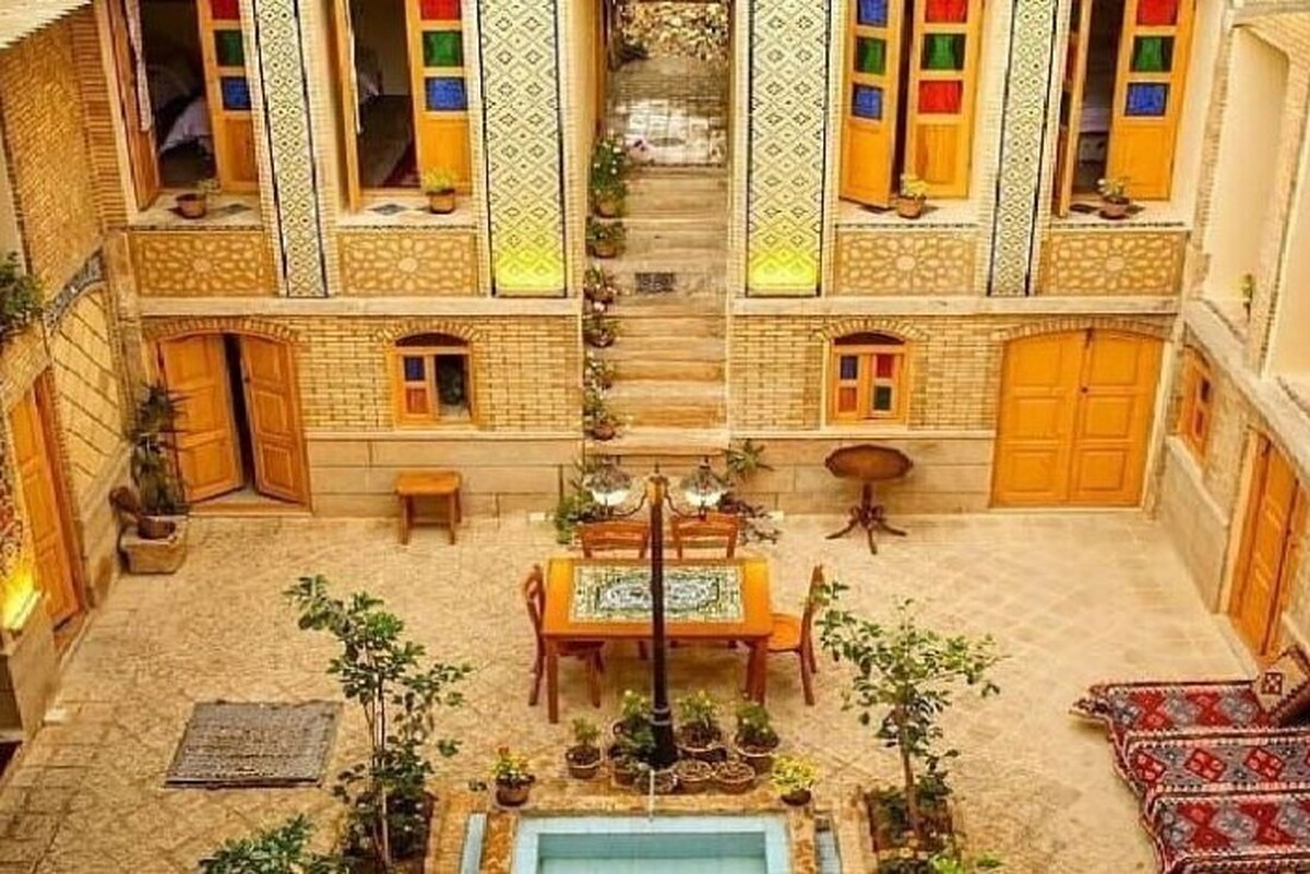 معاون سرمایه‌گذاری میراث فرهنگی، گردشگری و صنایع دستی خراسان رضوی از طراحی ۱۶۰ فرصت سرمایه گذاری در سطح استان خبر داد.