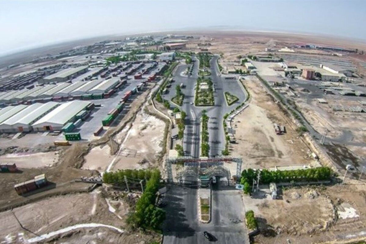 رئیس بنیاد بهره‌وری موقوفات آستان قدس رضوی در خصوص اقدامات و اهداف این مجموعه در منطقه آزاد سرخس توضیحاتی ارائه کرد.