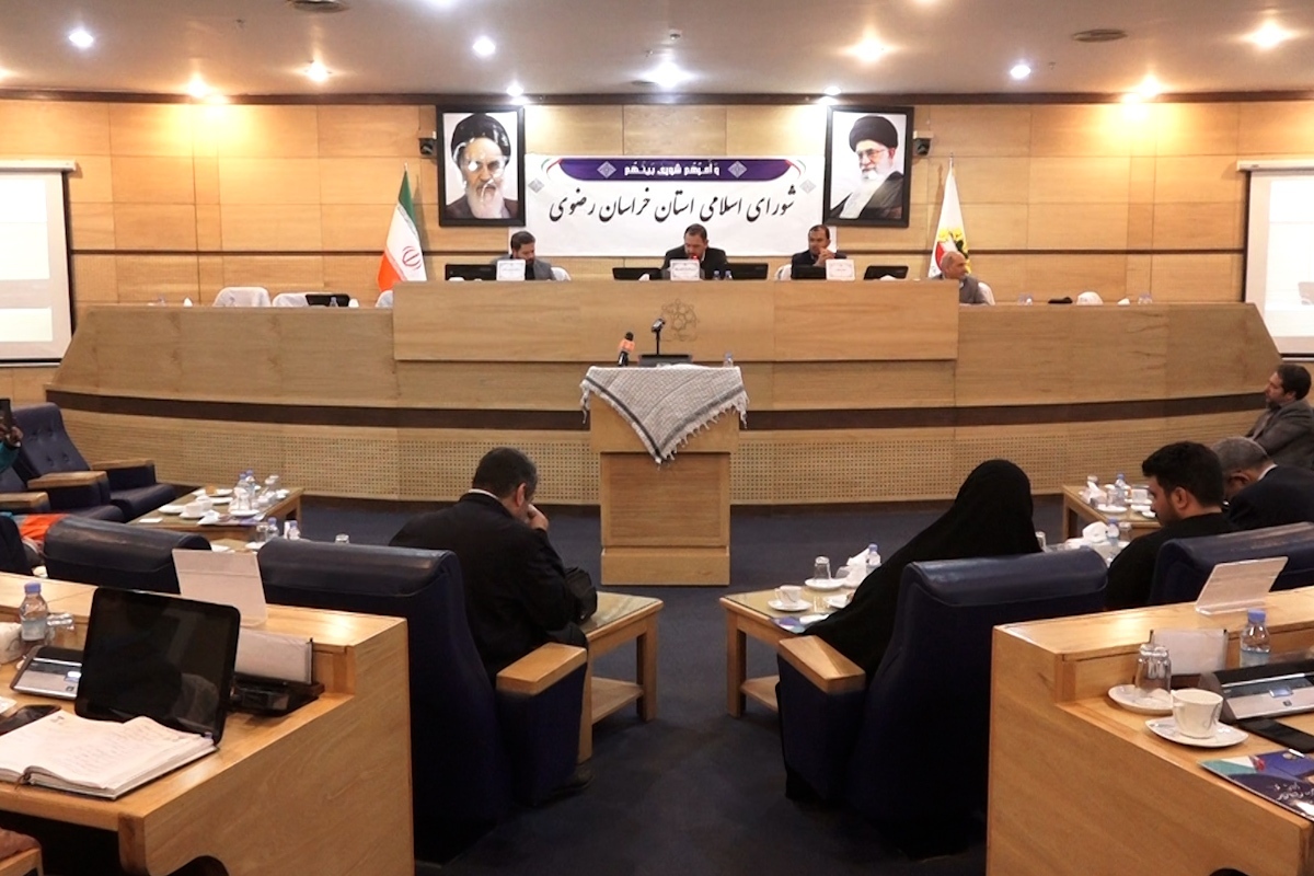 رئیس شورای استان خراسان رضوی گفت: در هفته دفاع مقدس مقام معظم رهبری به سه محور اشاره فرمودند که ما هم تکلیف داریم به آن عمل کنیم.