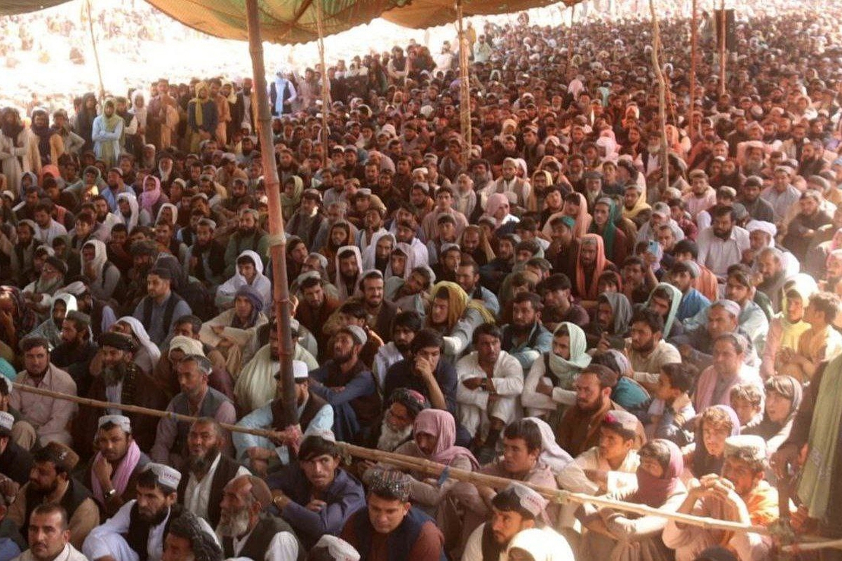 پاکستان از روز گذشته روند اخراج یک میلیون و ۷۰۰ هزار مهاجر غیرقانونی افغانستانی را آغاز کرده است.