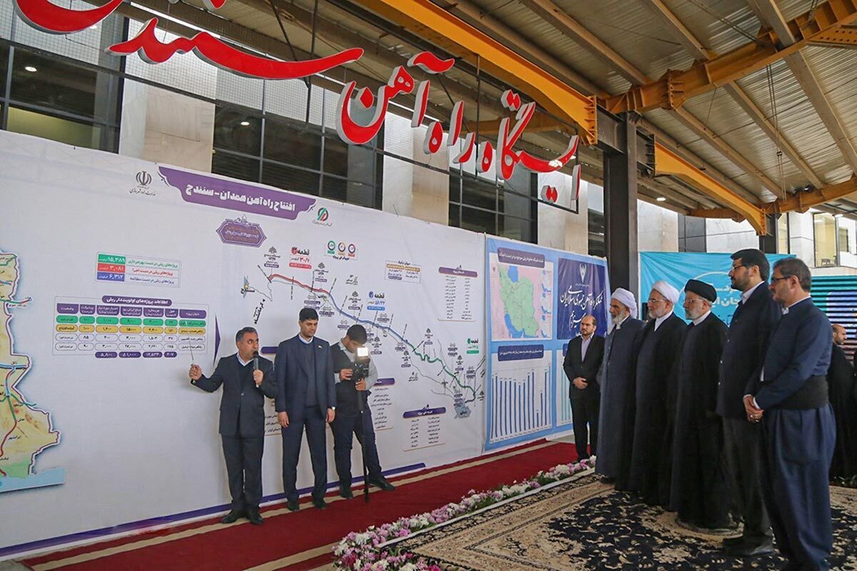کلان طرح راه‌آهن همدان_سنندج پس از۱۸ سال افتتاح شد.