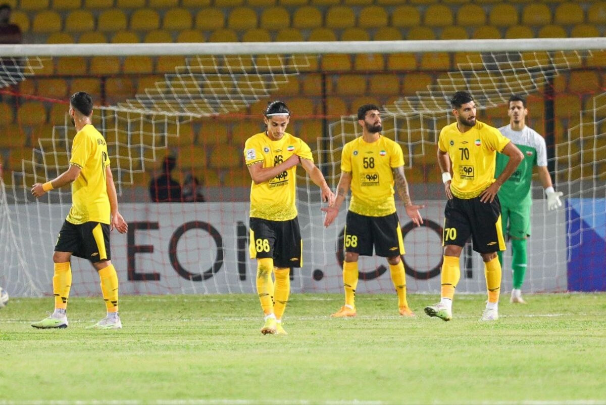 کنفدراسیون فوتبال آسیا اعلام کرد که سپاهان باید در ورزشگاه آزادی تهران میزبان مسابقه هفته آینده خود در لیگ قهرمانان باشد.