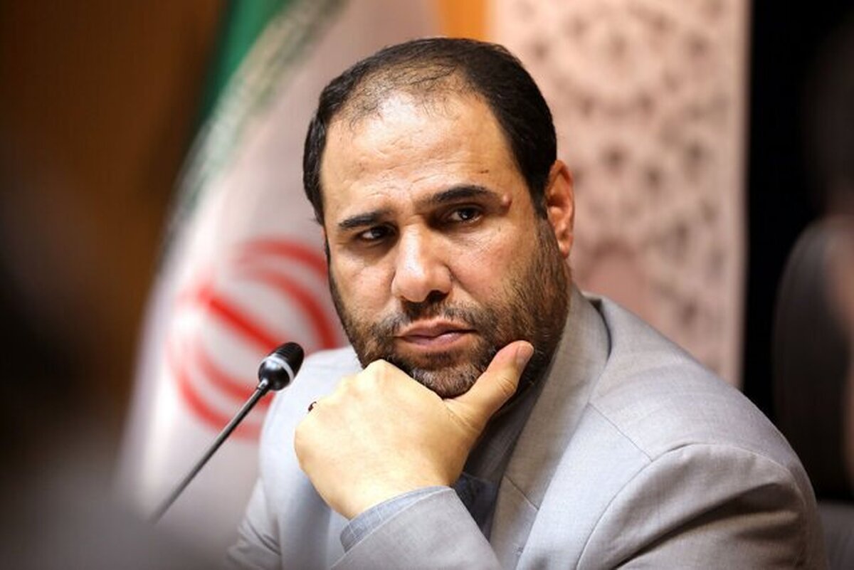 وزیر آموزش و پرورش گفت: هرچه به این امر تاکید کنیم جا دارد چرا که کوچکترین غفلت از مدرسه، خسران بزرگی را در آینده به بار می‌آورد و ریشه همه کاستی‌ها و همچنین پیشرفت‌ها مدرسه است.