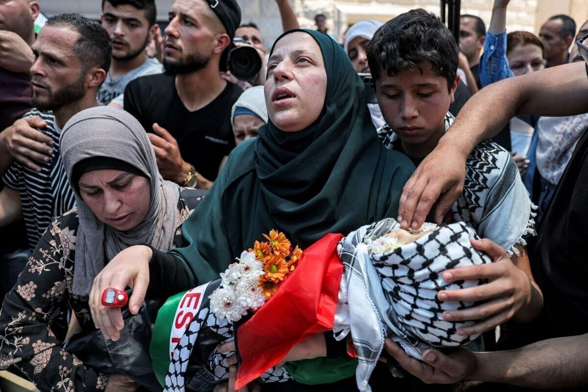 مادران فلسطینی در سال‌های مبارزه علیه اسرائیل مولد و مقوم مقاومت بودند و اینگونه فرهنگ مقاومت را به فرزندان‌شان منتقل کردند.