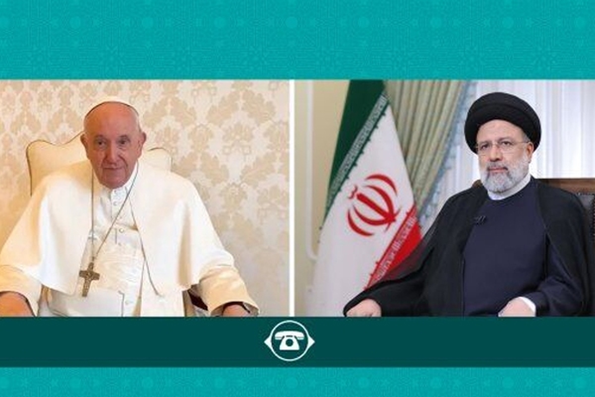 رئیس جمهور در گفت وگوی تلفنی با پاپ فرانسیس با بیان اینکه امروز حمایت از مردم مظلوم فلسطین عمل به آموزه‌های همه ادیان ابراهیمی از جمله مسیحیان است، از مواضع رهبر کاتولیک‌های جهان مبنی بر ضرورت اجرای آتش‌بس فوری در غزه قدردانی کرد.