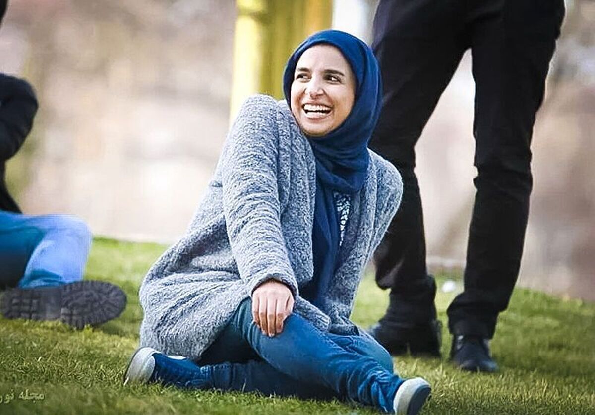 زینب موسوی، کمدین ایرانی و خالق شخصیت «امپراطور کوزکو» در یک استوری در صفحه شخصی خود در اینستاگرام اعلام کرد که ممنوع الکار شده است.