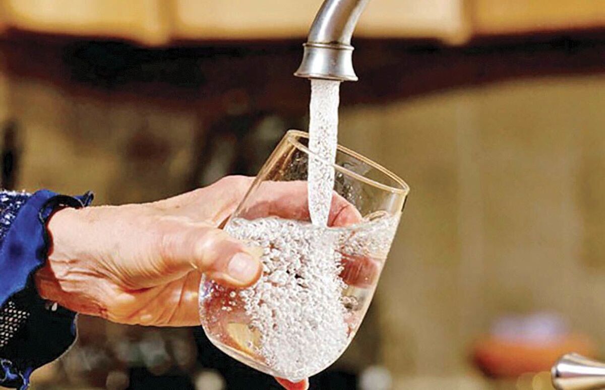 طرحی جدید در راستای کاهش تنش آبی در مجموعه وزارت نیرو مطرح شده که بر اساس آن یارانه آب برای مالکان بیش از یک واحد مسکونی حذف می‌شود.