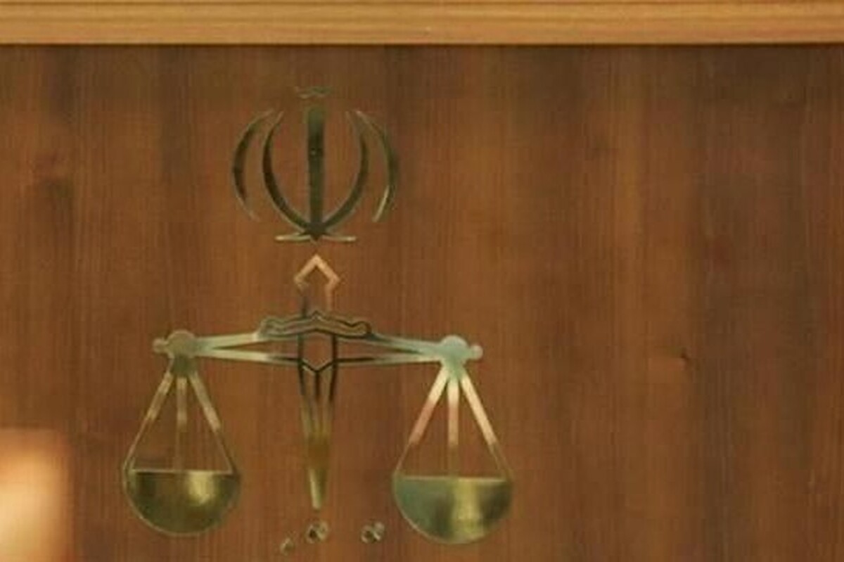 رئیس کل دادگستری استان سیستان‌و‌بلوچستان گفت: در پی گزارش واصله مبنی بر دستگیری ۳ متهم به نام‌های محمد براهویی انجمنی، محمد کریم بارکزایی آکسون و ادریس بیلرانی به اتهام همکاری با گروهک تروریستی جیش الظلم، پرونده این افراد به دادسرای عمومی و انقلاب زاهدان ارسال شد.