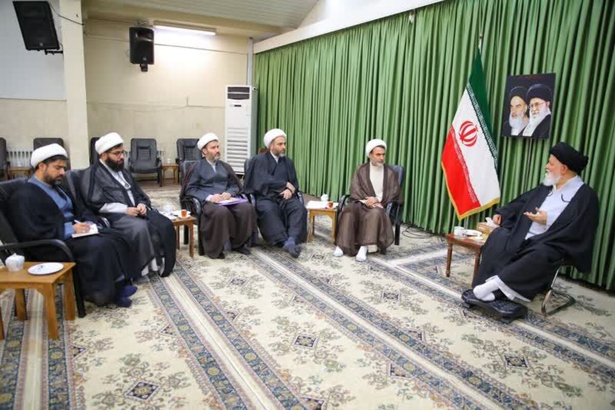 آیت‌الله علم‌الهدی: تقویت اندیشه قرآنی در جوانان، زمینه‌ساز حفظ غیرت دینی مردم است