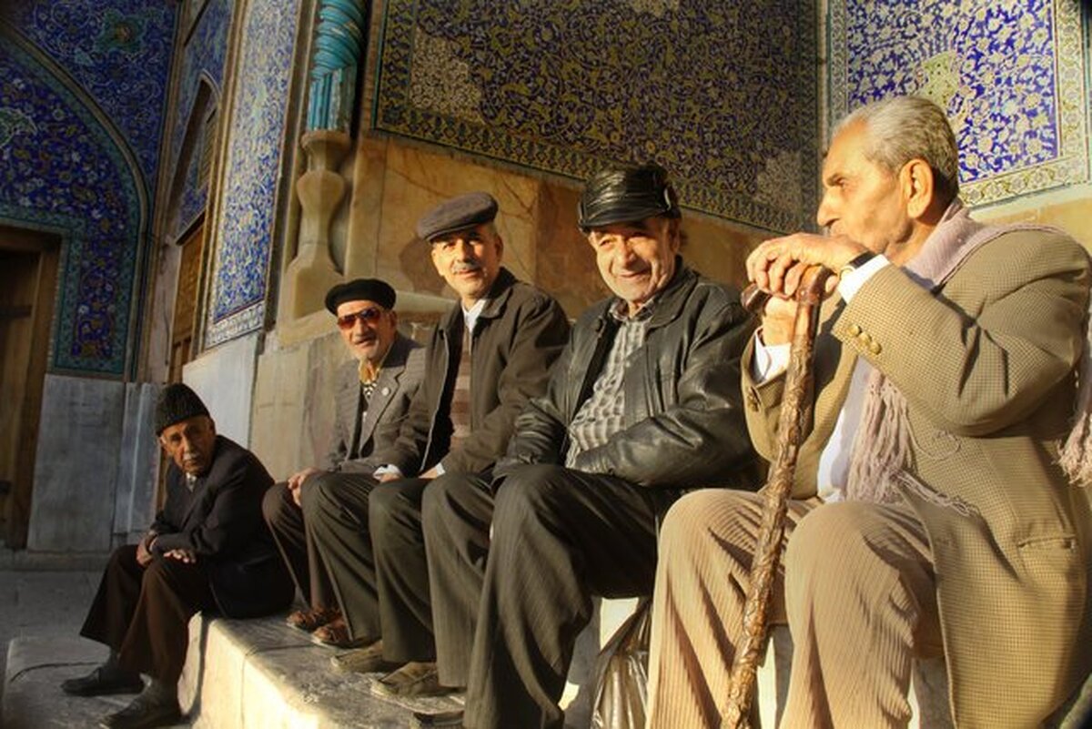 عضو هیات رییسه کمیسیون تلفیق لایحه برنامه هفتم توسعه از مصوبه این کمیسیون برای تعیین میزان افزایش حقوق بازنشستگان در لایحه برنامه هفتم توسعه خبر داد.