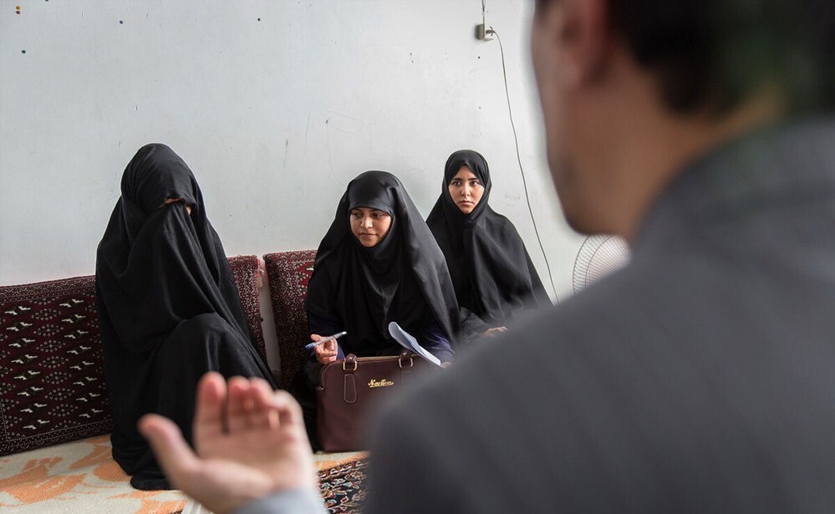 مدیرکل کمیته امداد امام خمینی(ره) خراسان رضوی گفت: در راستای توانمندسازی خانواده‌های مددجویان کمیته امداد، کلینیک‌های مشاوره با ۵۱ مشاور فعالیت می‌کنند.
