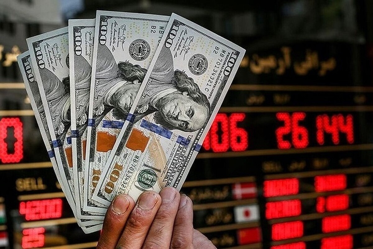 علی رغم پیش بینی‌ها درخصوص افزایش نرخ ارز از ابتدای سال تا کنون این بازار از یک ثبات نسبی برخوردار بوده است به طوریکه نرخ دلار در فروردین ماه با حدود قیمتی ۵۱.۵۰۰ تومان معامله میشد اکنون هم بعد از هشت ماه در کانال ۵۱ هزار تومان معامله می‌شود.