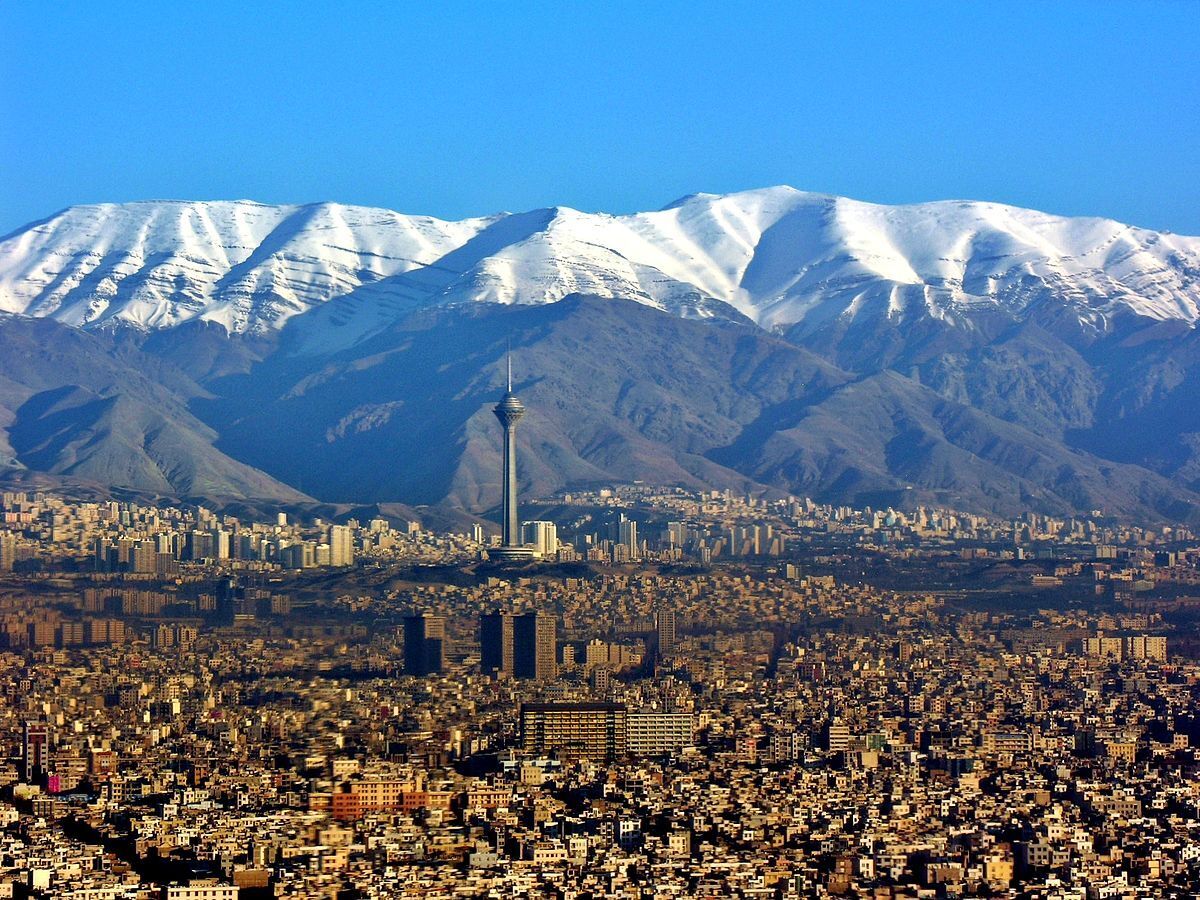 متوسط درآمد یک خانواده در تهران در یک سال ۲۳۰میلیون تومان است، اما میزان مصرف یا هزینه‌های همین خانواده ۱۹۶میلیون تومان است.