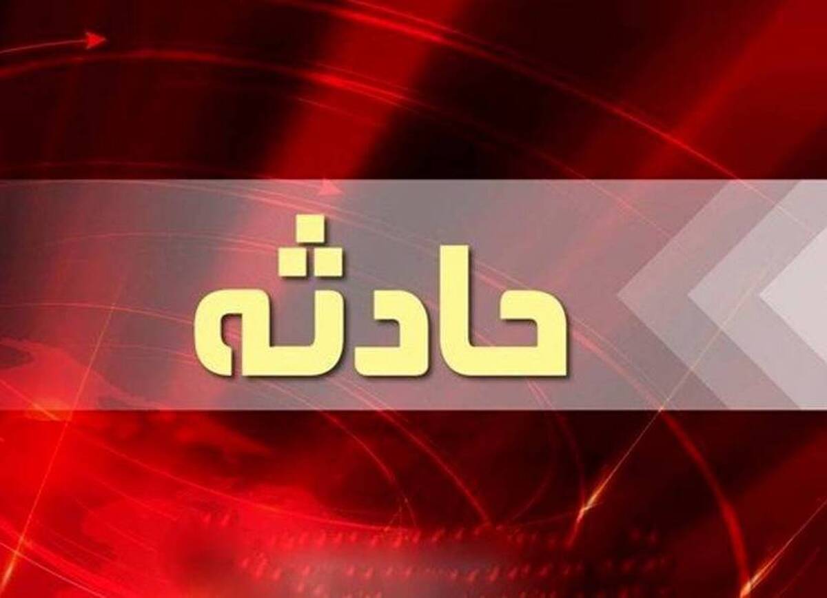 یک خودرو ساعت ۳ صبح امروز در بلوار هنرستان مشهد واژگون شد.
