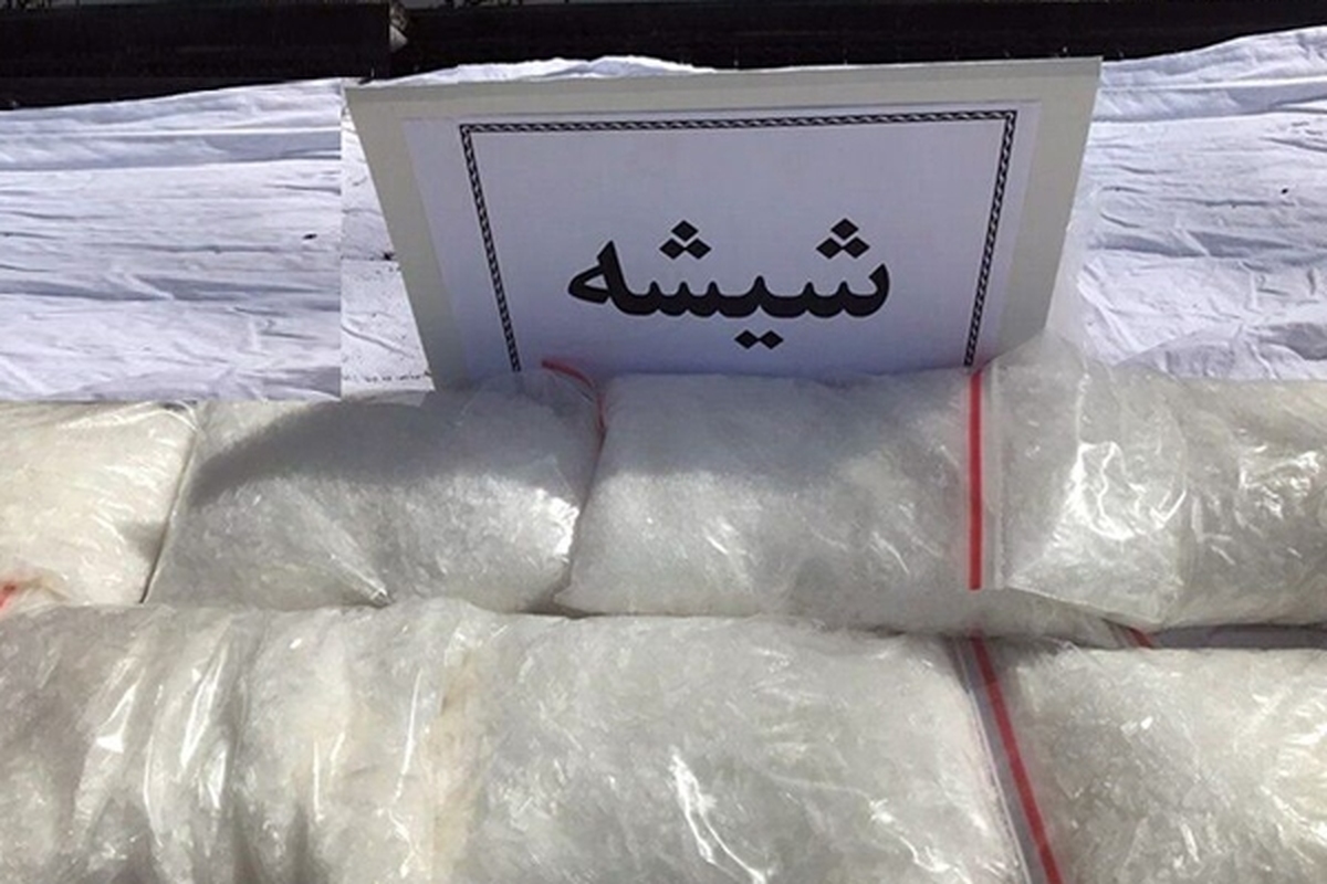 فرمانده انتظامی خراسان رضوی از کشف محموله مواد مخدر صنعتی شیشه در مشهد خبر داد.  