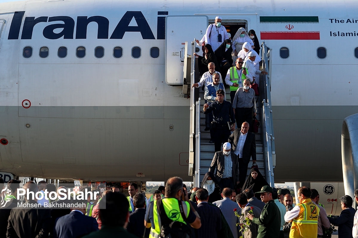 مدیرکل فرودگاه‌های استان خراسان‌رضوی گفت: فرودگاه بین‌المللی شهید هاشمی‌نژاد مشهدمقدس در شهریور امسال، بیشترین تراکم مسافری را در بین فرودگاه‌های کشور داشته است.