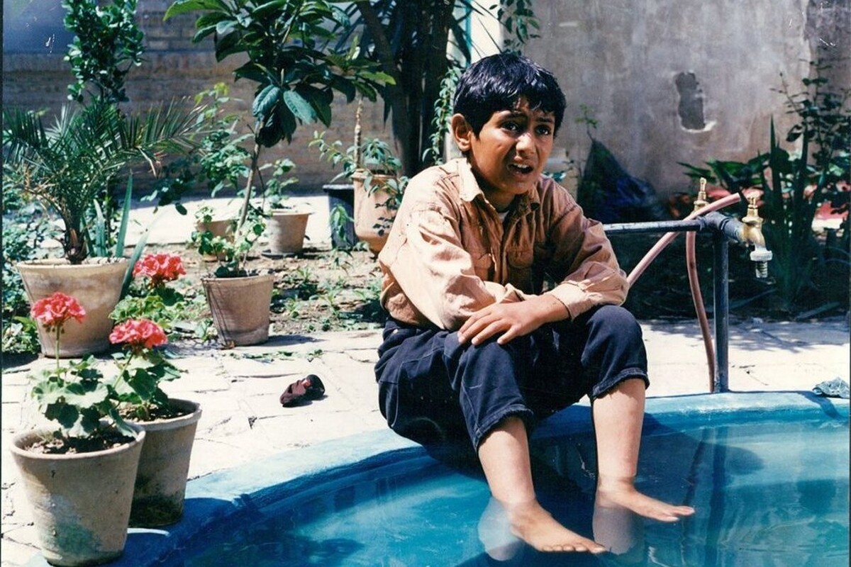 امشب دوشنبه، ۲۹ آبان، همزمان با روز جهانی کودک فیلم سینمایی «بچه‌های آسمان» از شبکه نمایش سیما پخش می‌شود.