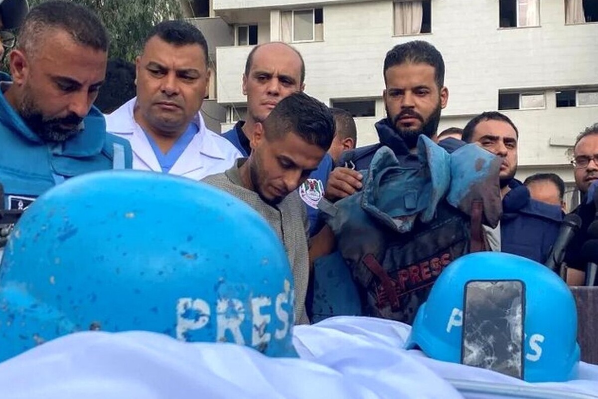 کشتار هدفمند خبرنگارانی که اخبار جنایات اخیر رژیم صهیونیستی را گزارش می‌کنند همچنان ادامه دارد.