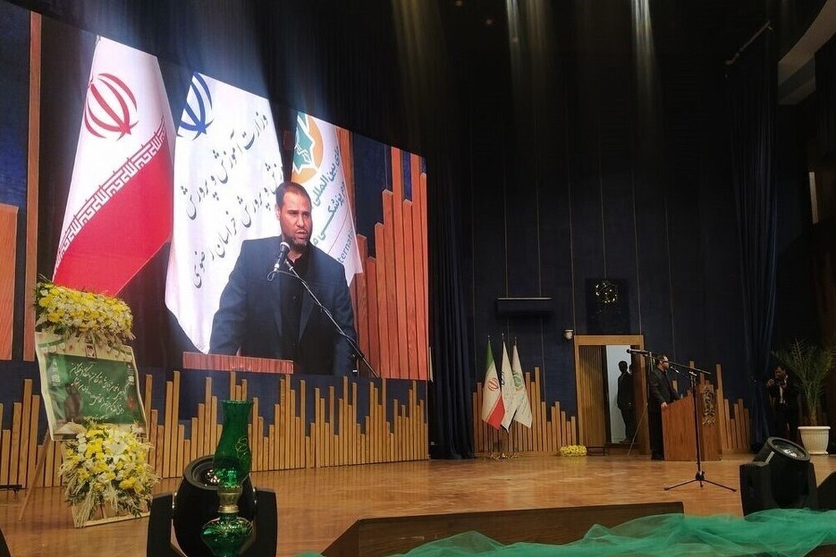 وزیر آموزش و پرورش در دفاع از عملکرد این وزارتخانه در تامین معلم، ساماندهی فرهنگیان در سال تحصیلی جاری را در تاریخ بی سابقه عنوان کرد.