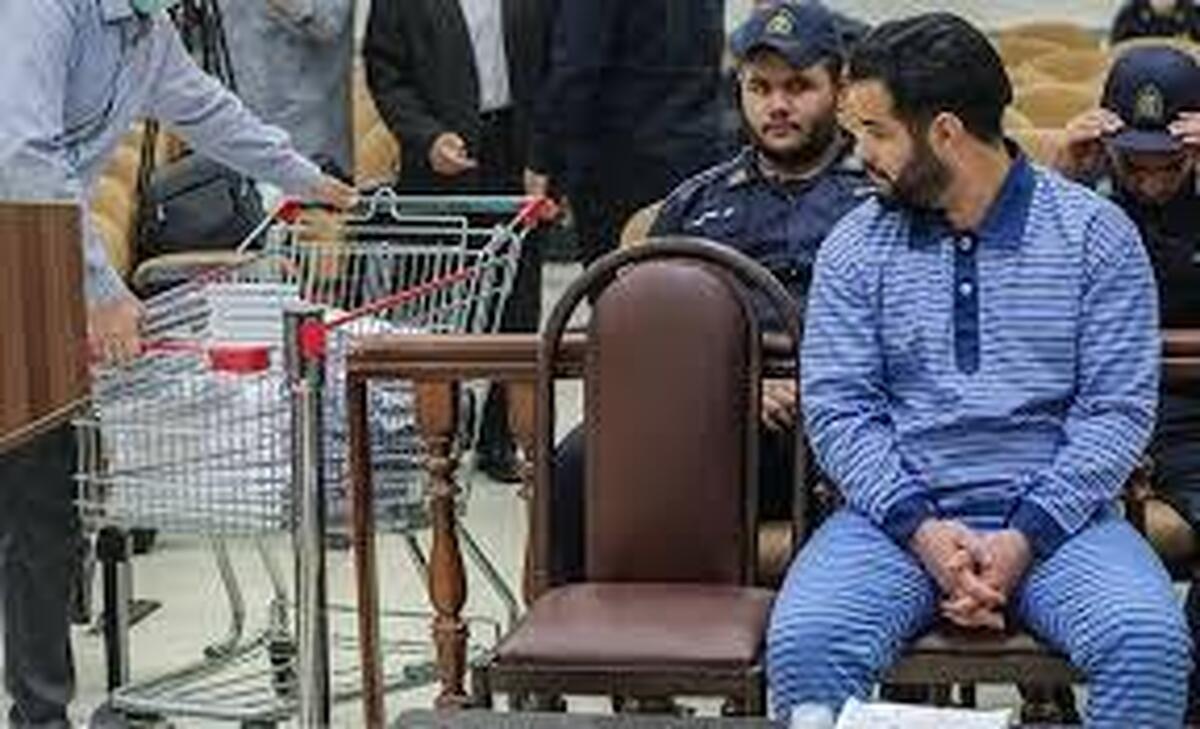 وکیل متهم میلاد حاتمی گفت: فارغ از صحت و سقم خبر، این نوع اطلاع رسانی بحث کیفری دارد و تا زمانی که رأی قطعی نشده است، محق اطلاع رسانی نیستیم.