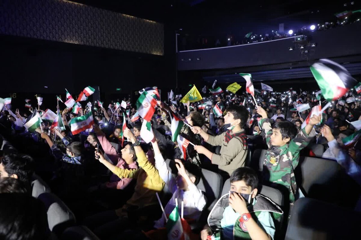 نوجوانان مشهدی در برنامه‌ای با شعار «حریف می‌طلبیم» آمادگی خود را برای هر گونه کمک به مردم مظلوم فلسطین در رویارویی با رژیم اشغالگر قدس اعلام کردند.