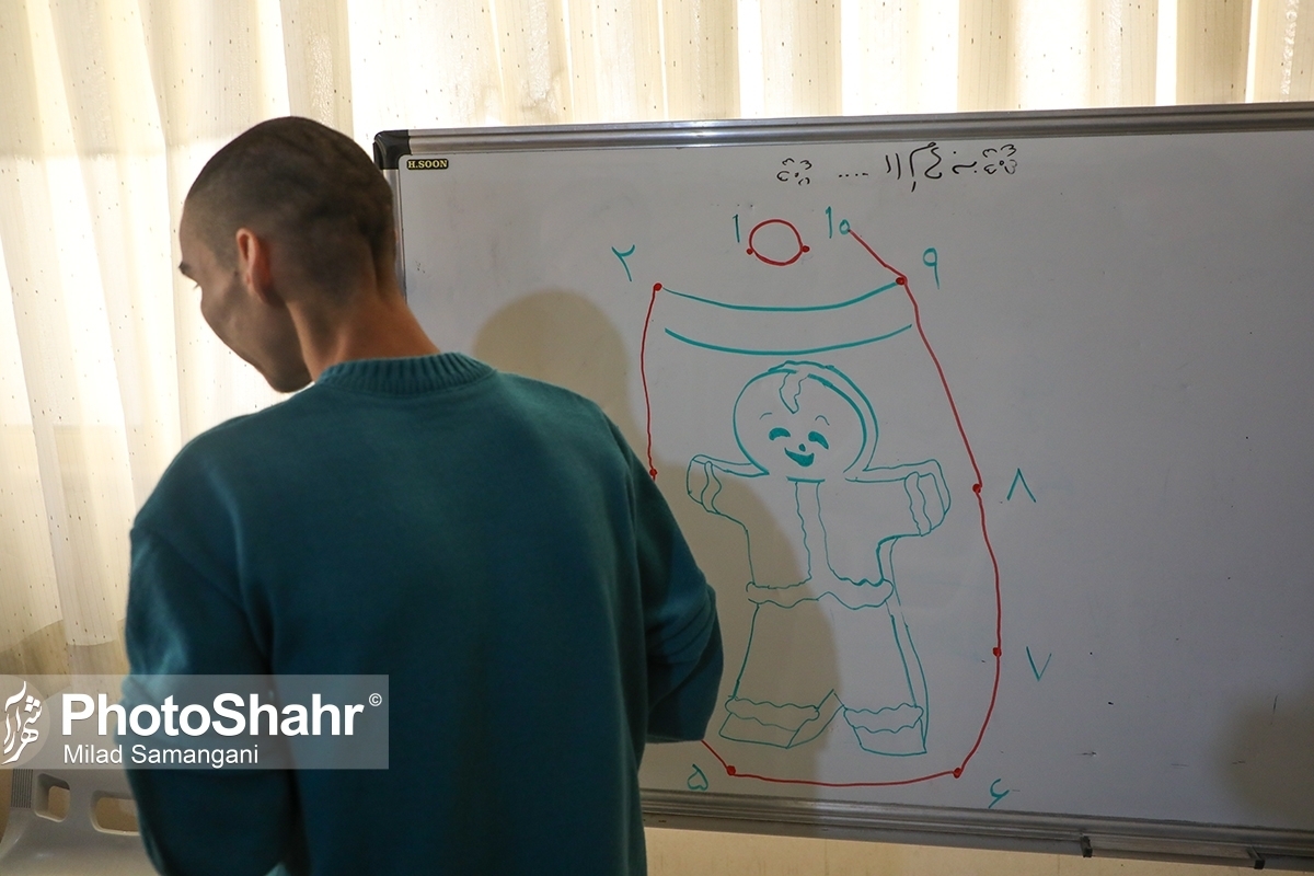 همزمان با آغاز آذر، مددجویان بهزیستی همچنان منتظر واریز مستمری های خود هستند.