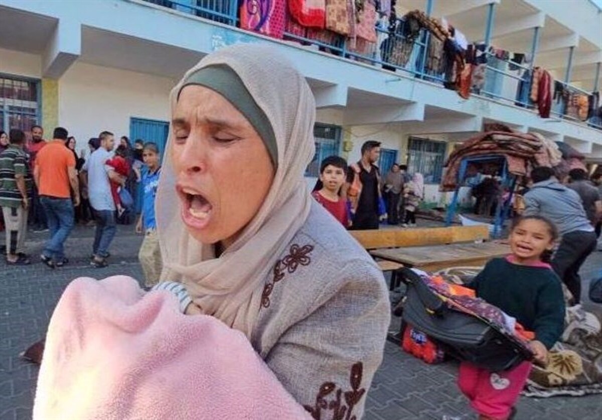 منابع فلسطینی از افزایش آمار شهدای تجاوزات مستمر ارتش رژیم صهیونیستی به مناطق مسکونی و مدارس محل اسکان آوارگان به ۱۴ هزار و ۵۳۲ نفر نفر خبر دادند.