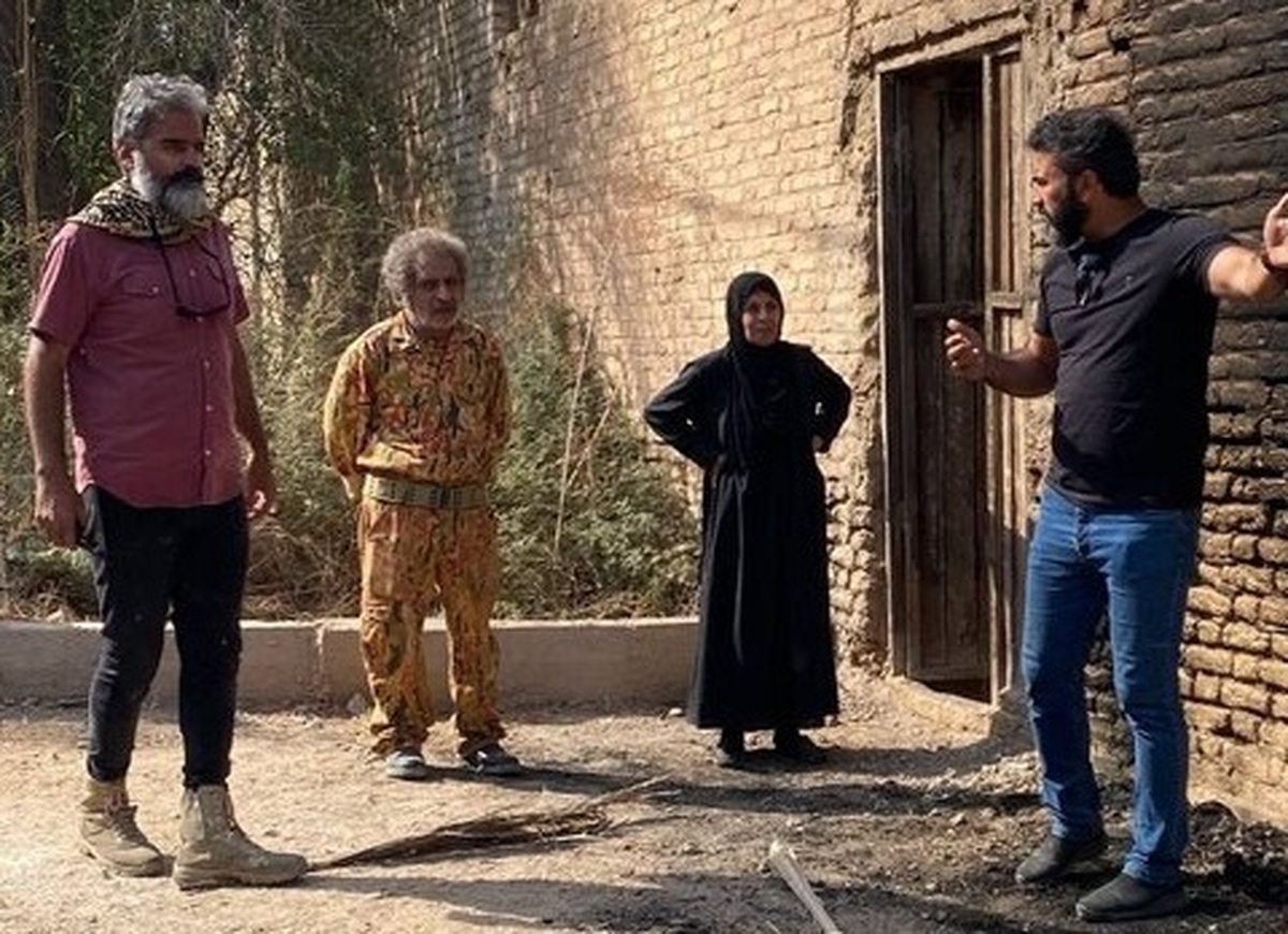 با پیوستن قدرت الله ایزدی کمدین شناخته شده اصفهانی به ترکیب بازیگران «آن دو»، این فیلم سینمایی آخرین مراحل فیلمبرداری را سپری می‌کند.