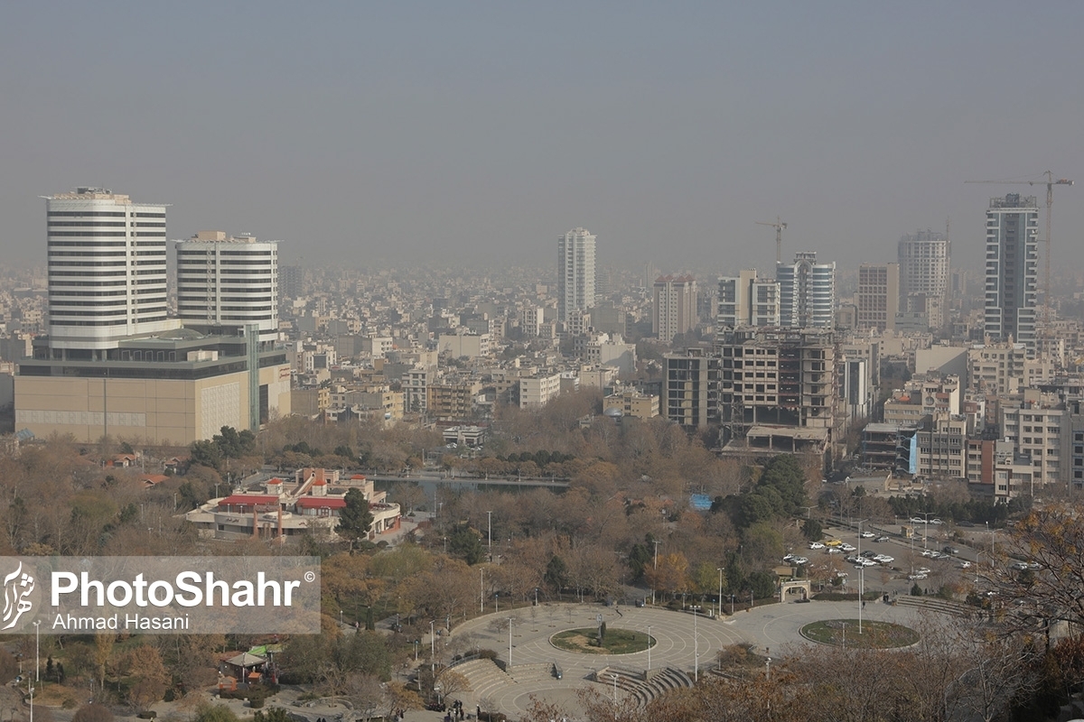 کارشناس مرکز پیش‌بینی هواشناسی خراسان رضوی گفت: تا روز سه شنبه جو پایداری در سطح استان برقرار است و این امر سبب ناسالم شدن کیفیت هوا در شهر‌های صنعتی و کلانشهر مشهد می‌شود.