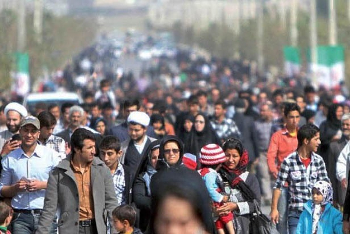 به گفته مدیرکل امور اتباع و مهاجرین خارجی استانداری کرمانشاه ورود اتباع افغانستان به ۱۶ استان کشور و از جمله کرمانشاه ممنوع است.
