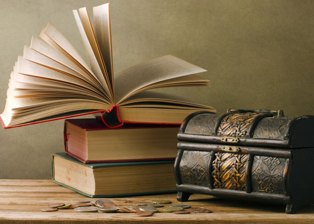 مدیرکل فرهنگ و ارشاد اسلامی خراسان رضوی گفت: زبان فارسی نماد هویت ملی و زنجیره پیوند دهنده‌ی ما با تاریخ ایران است.