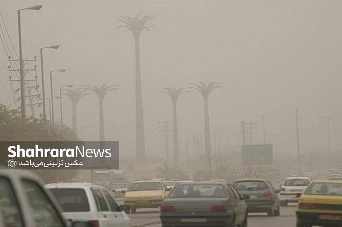 مدرسه‌های تمام دوره‌ها در چهار شهرستان و دوره ابتدایی و پیش‌دبستانی در ۲ شهرستان استان سمنان فردا (چهارشنبه) پانزدهم آذر ۱۴۰۲ به دلیل آلودگی هوا تعطیل است و آموزش به صورت غیرحضوری از طریق بستر برنامه شاد در فضای مجازی دنبال می‌شود.