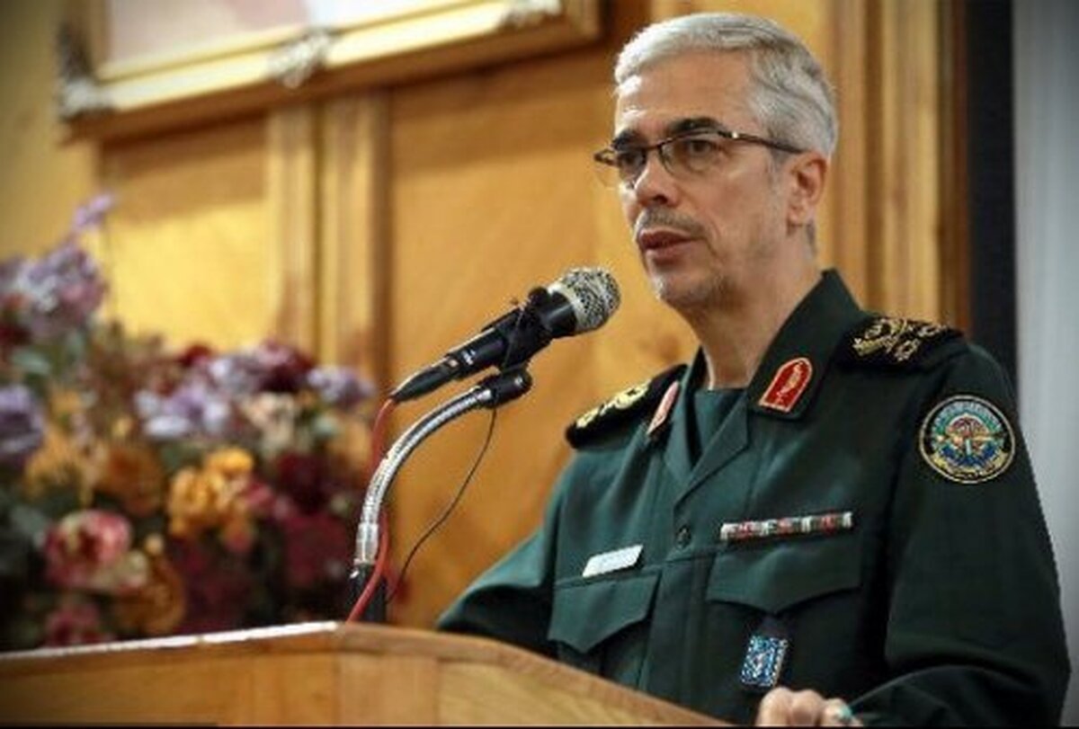 رئیس ستاد کل نیروهای مسلح گفت:به نفع رژیم صهیونیستی است که دست از جنایت برداشته و به پای صندوق همه پرسی بیاید و همه فلسطینیان از هر دین و آیین و مذهبی و بخشی تصمیم بگیرند که آینده این سرزمین چگونه اداره شود.