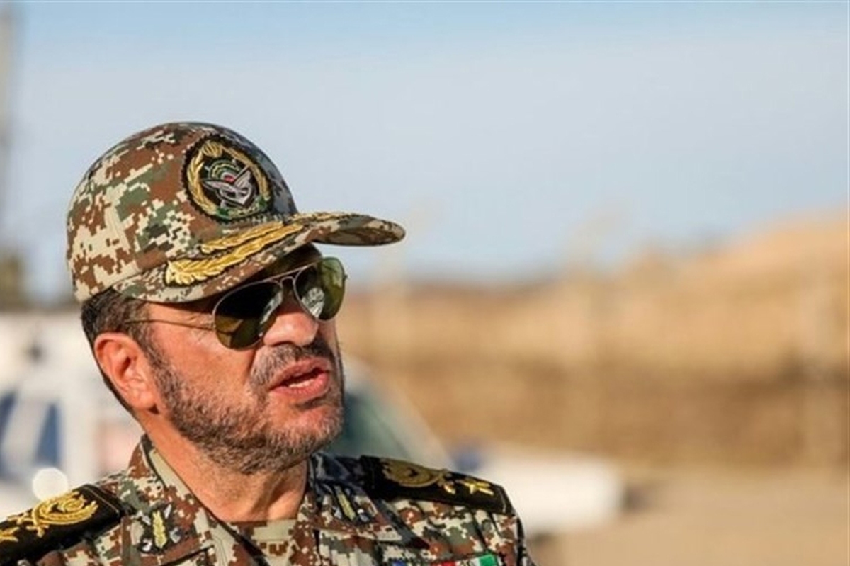 فرمانده نیروی پدافند هوایی ارتش گفت: ما می‌توانیم عملیات‌هایی که یک هواپیمای با سرنشین انجام می‌دهد را با پهپاد‌های کاملاً ایرانی و بومی انجام دهیم.
