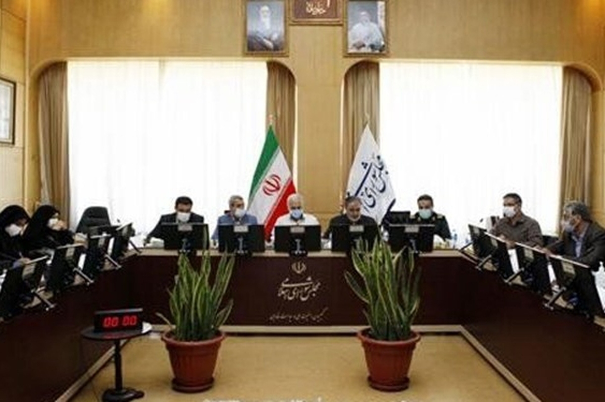 سخنگوی کمیسیون امنیت ملّی و سیاست خارجی مجلس از بررسی لایحه «حمایت از ایرانیان خارج از کشور» در این کمیسیون خبر داد.