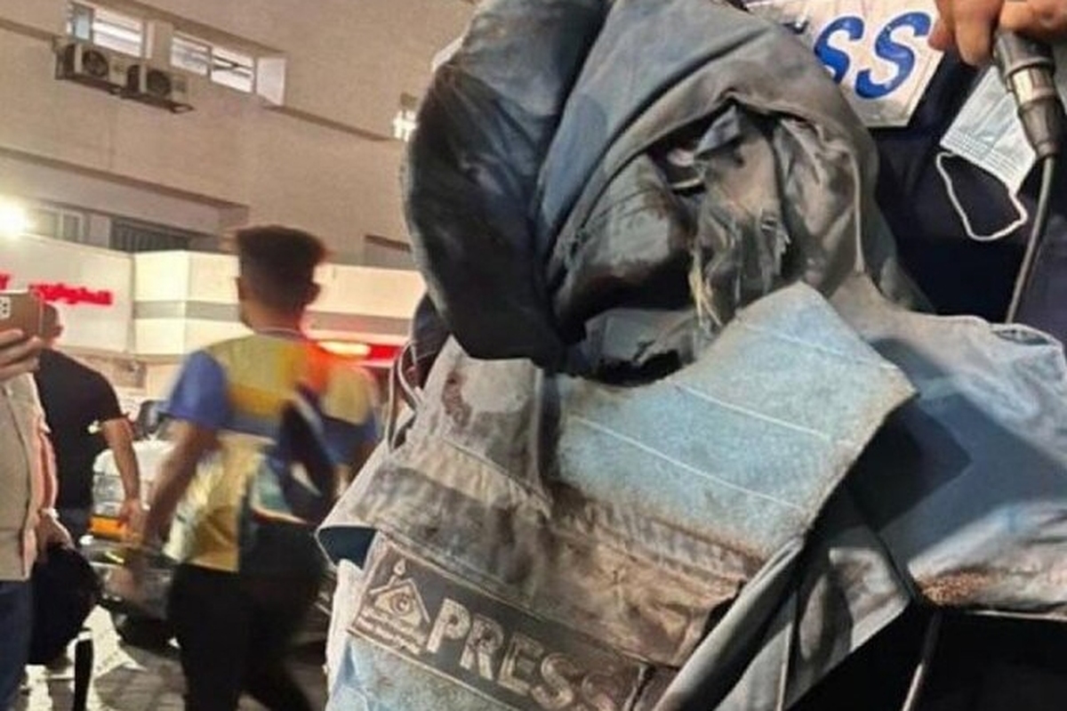 سندیکای خبرنگاران فلسطینی اعلام کرد که در ماه نوامبر ۱۶۰ جنایت شامل بازداشت، یورش به منازل و دفاتر و شهادت علیه خبرنگاران رخ داده‌است.