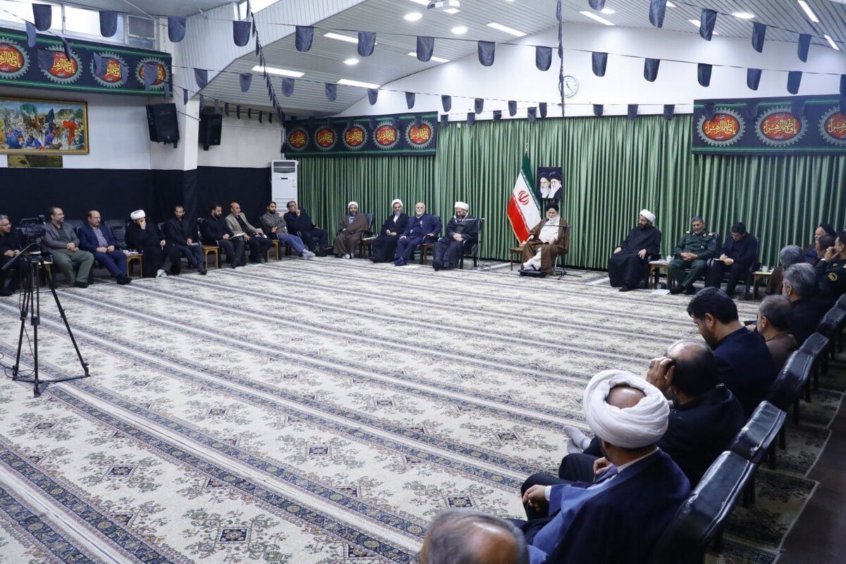 نماینده، ولی فقیه در استان خراسان رضوی گفت: اهمیت اجتماع عظیم فاطمیه در مشهد به این است که بیش از توجه نهاد‌های مختلف، مردم مشهد خودشان پای‌کار ترویج و تقویت آن بوده‌اند و هر سال نیز بر ابعاد گرامیداشت این دو مناسبت افزوده شده است.