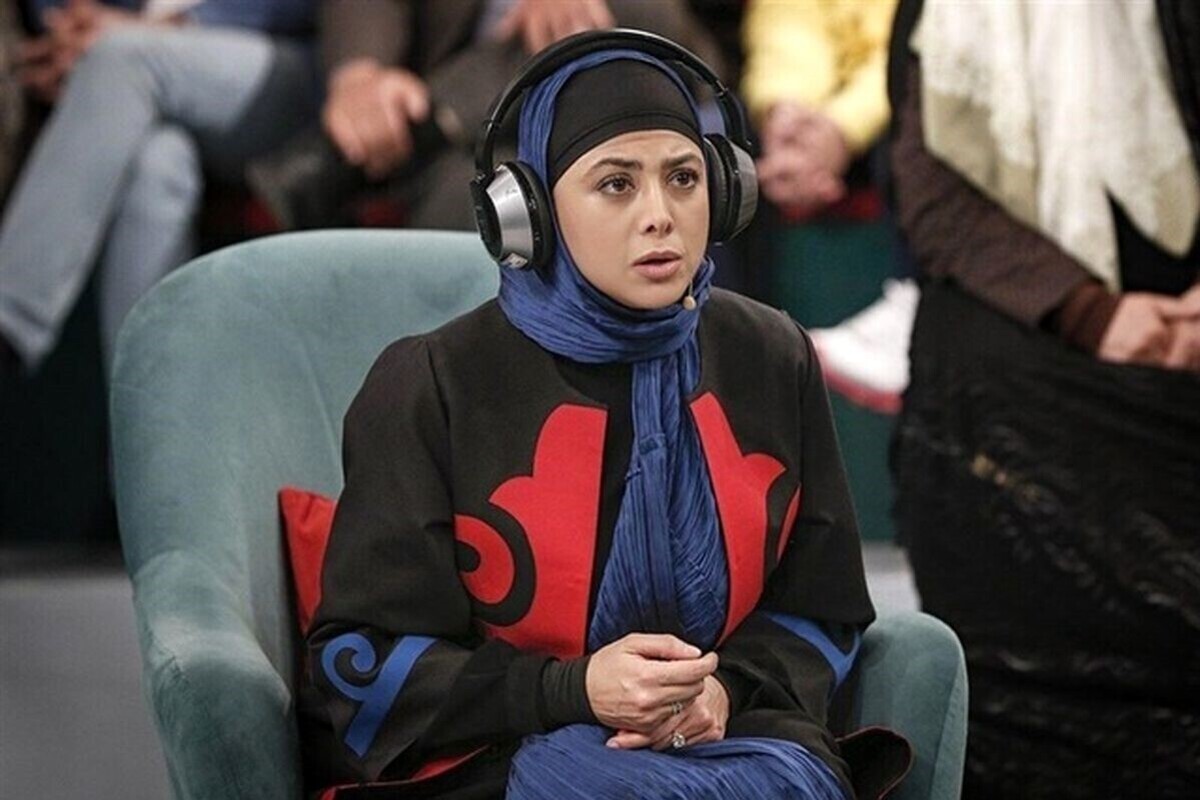 آزاده صمدی، تهیه کننده نمایش آوینیون شد.