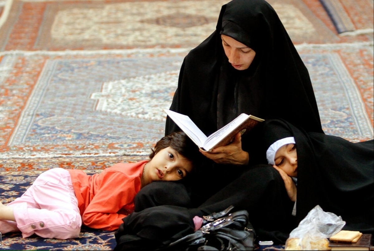 تا همین ۳، ۴ سال پیش بود که هر طور می‌شد خود را برای نماز جمعه به حرم امام رضا (ع) می‌رساند.