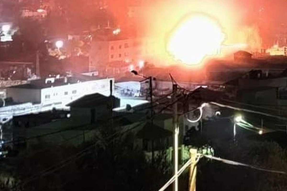 رزمندگان مقاومت و جوانان فلسطینی بامداد یکشنبه با نظامیان صهیونیستی که به مناطق مختلفی از کرانه باختری حمله کرده بودند، درگیر شدند.
