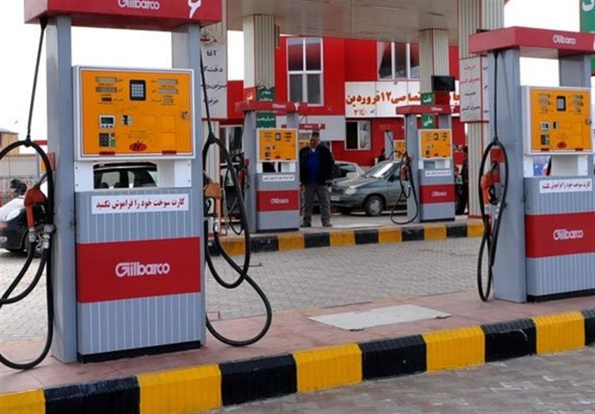 مدیرعامل شرکت ملی پالایش و پخش فرآورده‌های نفتی گفت: ایجاد اختلال در ۶۰درصد جایگاه‌های عرضه بنزین صورت گرفته است و در تلاشیم با اولویت به جایگاه‌های پرتردد در کلانشهر‌ها و جایگاه‌های بین راهی، یک به یک جایگاه‌ها به صورت آفلاین در مدار قرار گیرند.