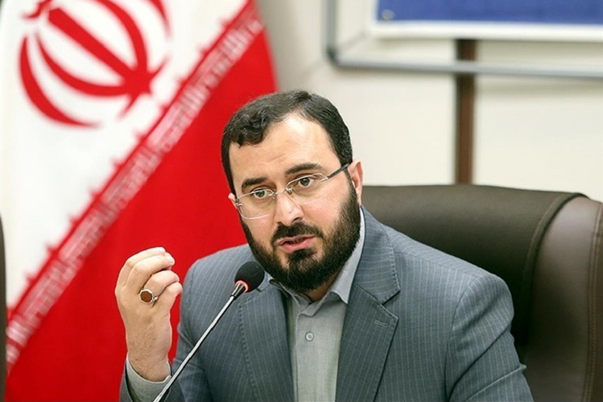 سیدمحمد هاشمی در خصوص کشف حجاب برخی سلبریتی‌ها گفت: مادامی که رفتار اصلاحی رخ ندهد، ادامه فعالیت ناممکن خواهد بود.