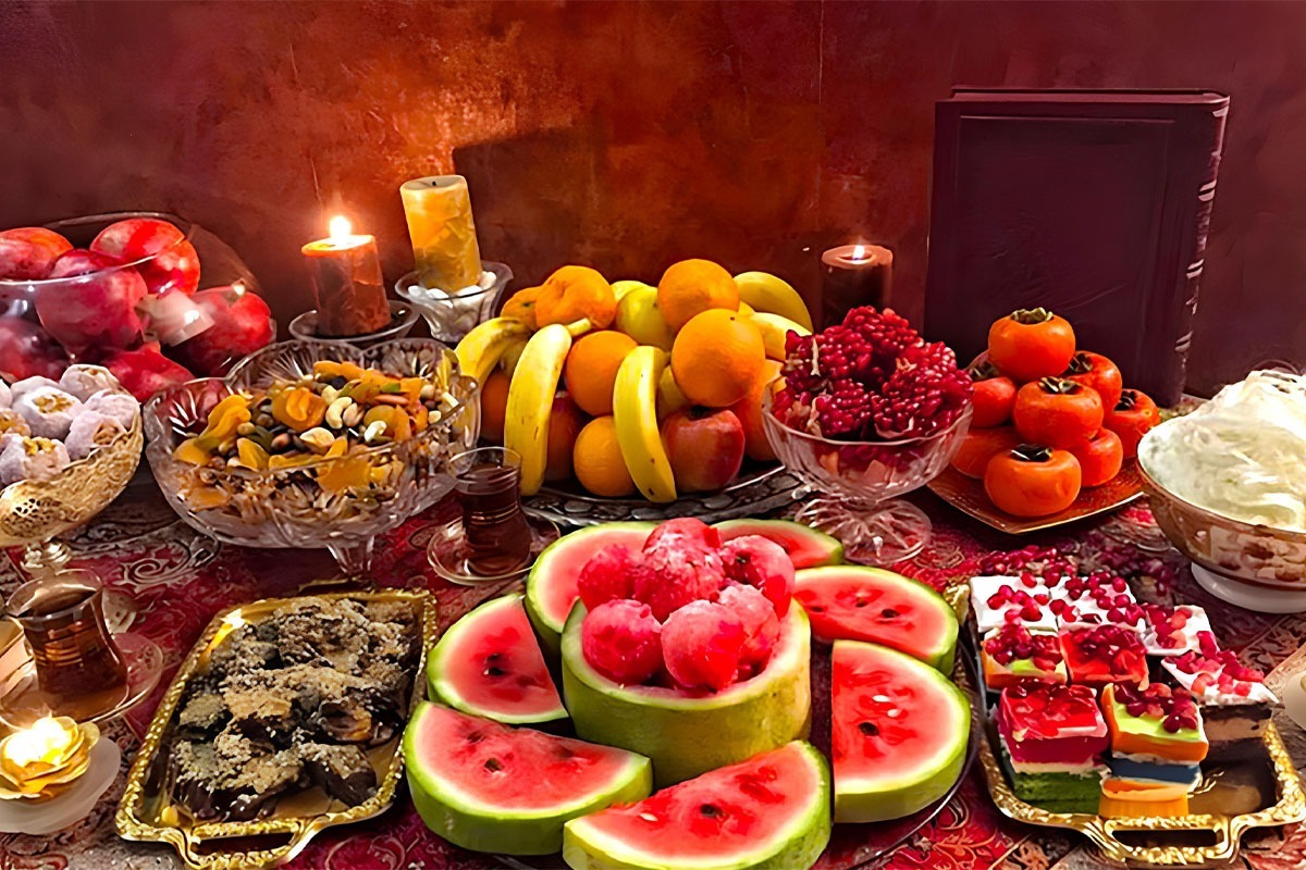درباره نمایش ثروت که بر آیین سنتی یلدا نیز سایه انداخته است.